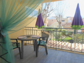 APPT 2 PIECES 28m2 + LOGGIA 7m2 REF 4005